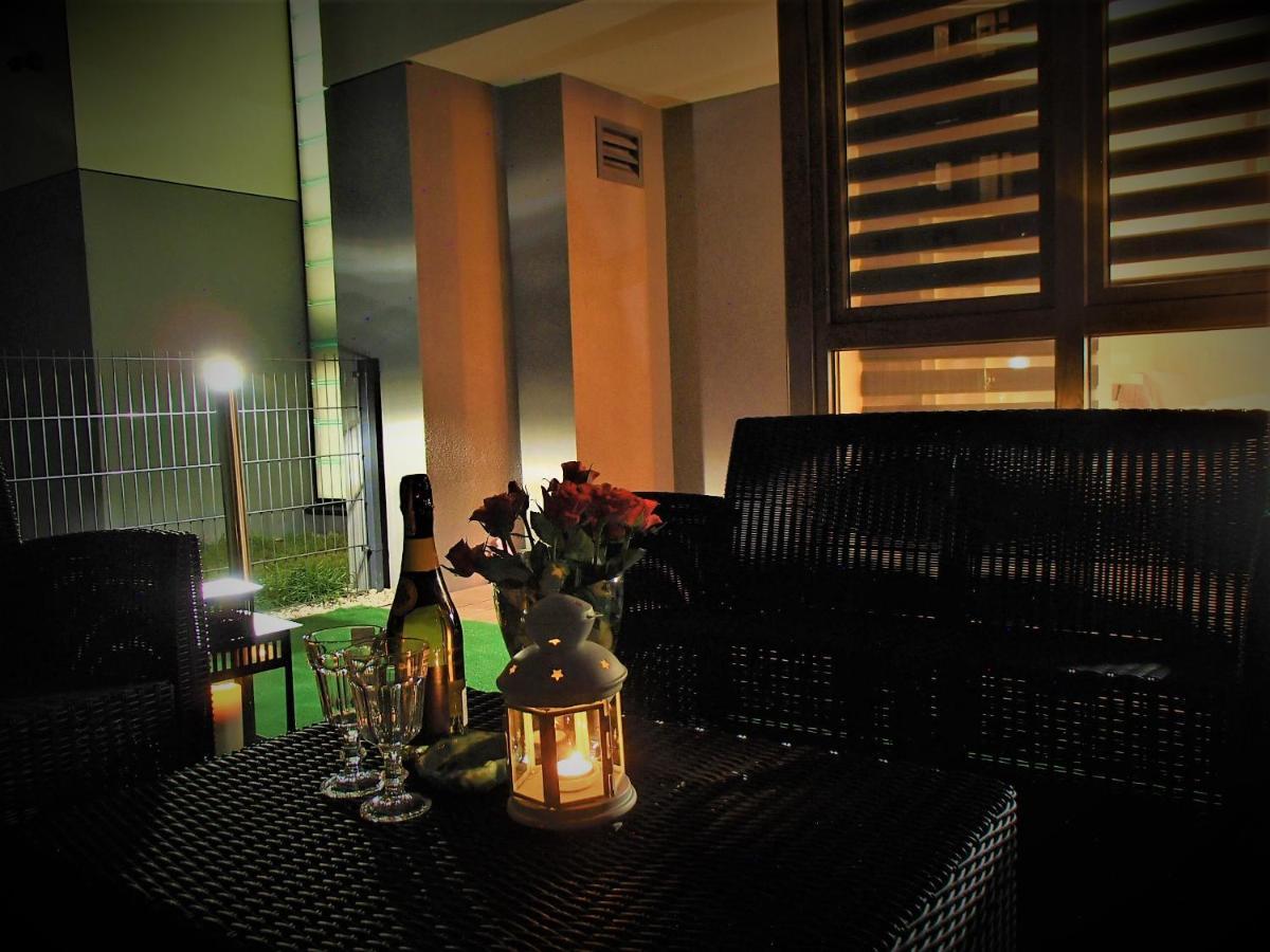 Cracovia Garden Nowa 5 Dzielnica Apartment Exterior photo